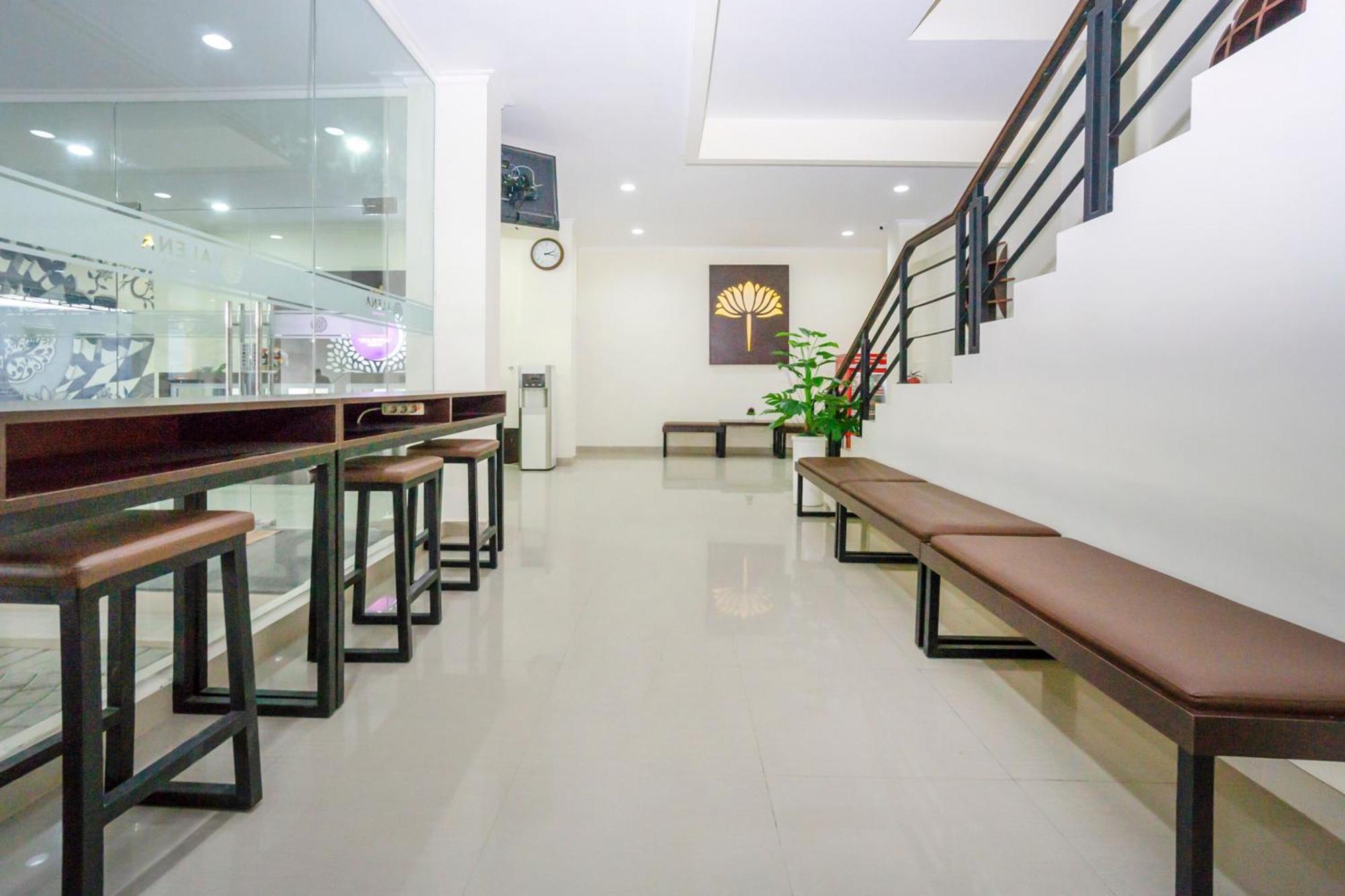 Collection O Yogyakarta Near Jalan Malioboro Formerly Alena Residence Джок'якарта Екстер'єр фото